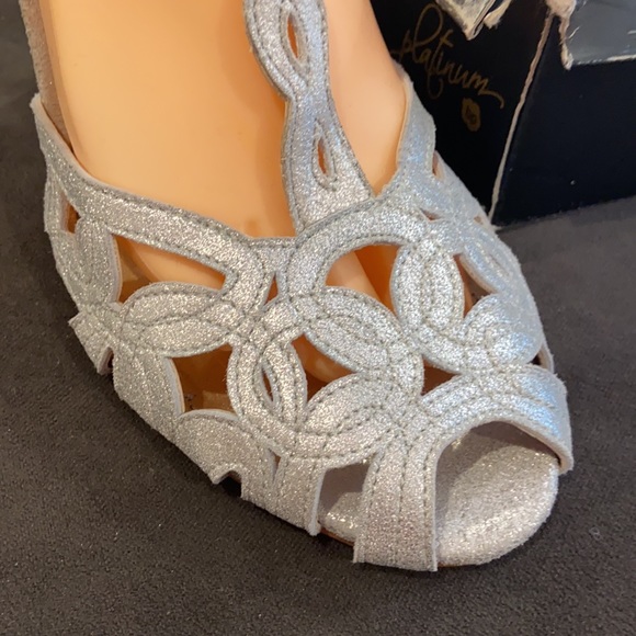 Platinum bp northstrom silver heels - Picture 3 of 6